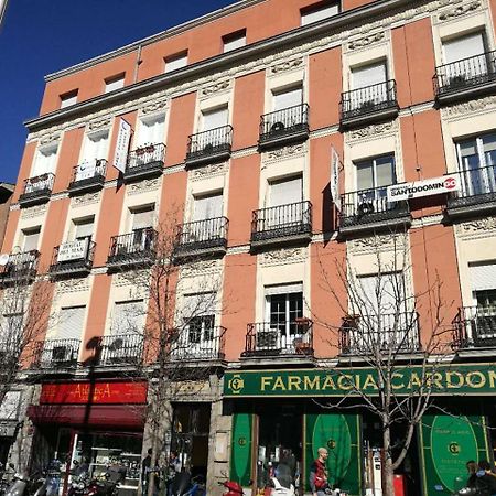 Hostal Palacio Luna Madrid Extérieur photo