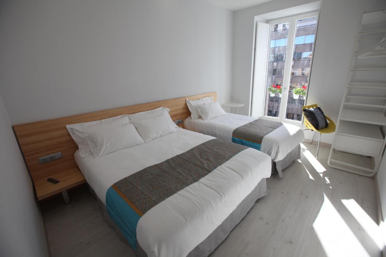 Hostal Palacio Luna Madrid Extérieur photo
