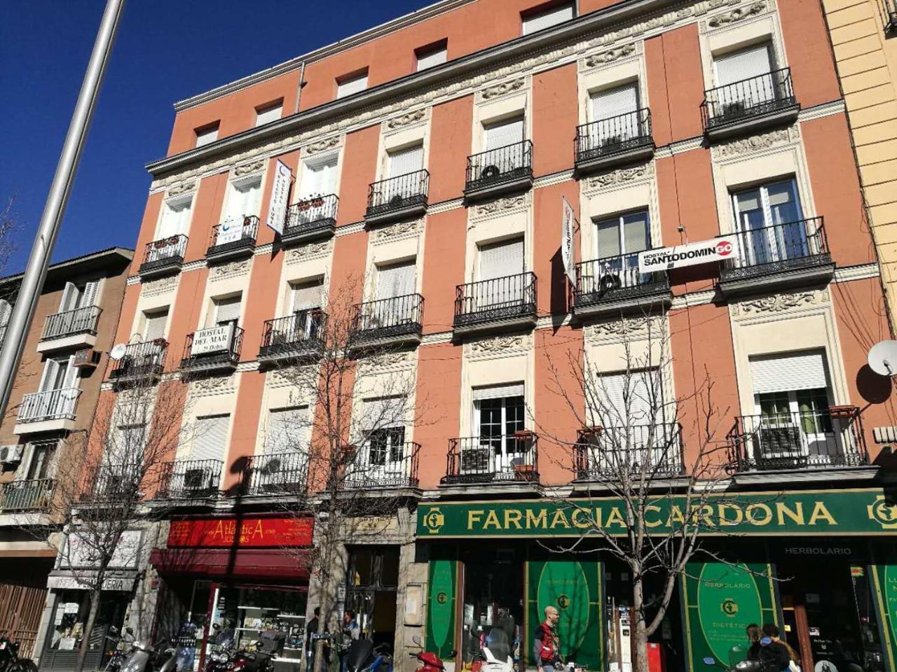 Hostal Palacio Luna Madrid Extérieur photo